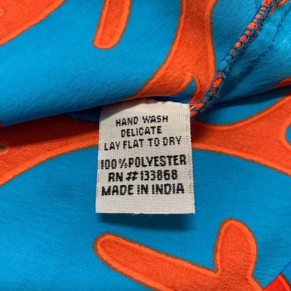 Southern Frock Coral Sleeveless Blouse - Picture 3 of 5